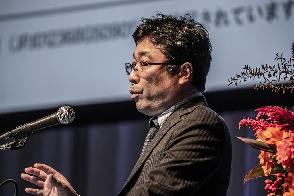 楽天モバイル　大坂氏