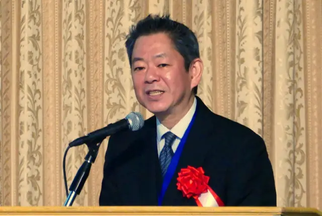総務省 翁長氏